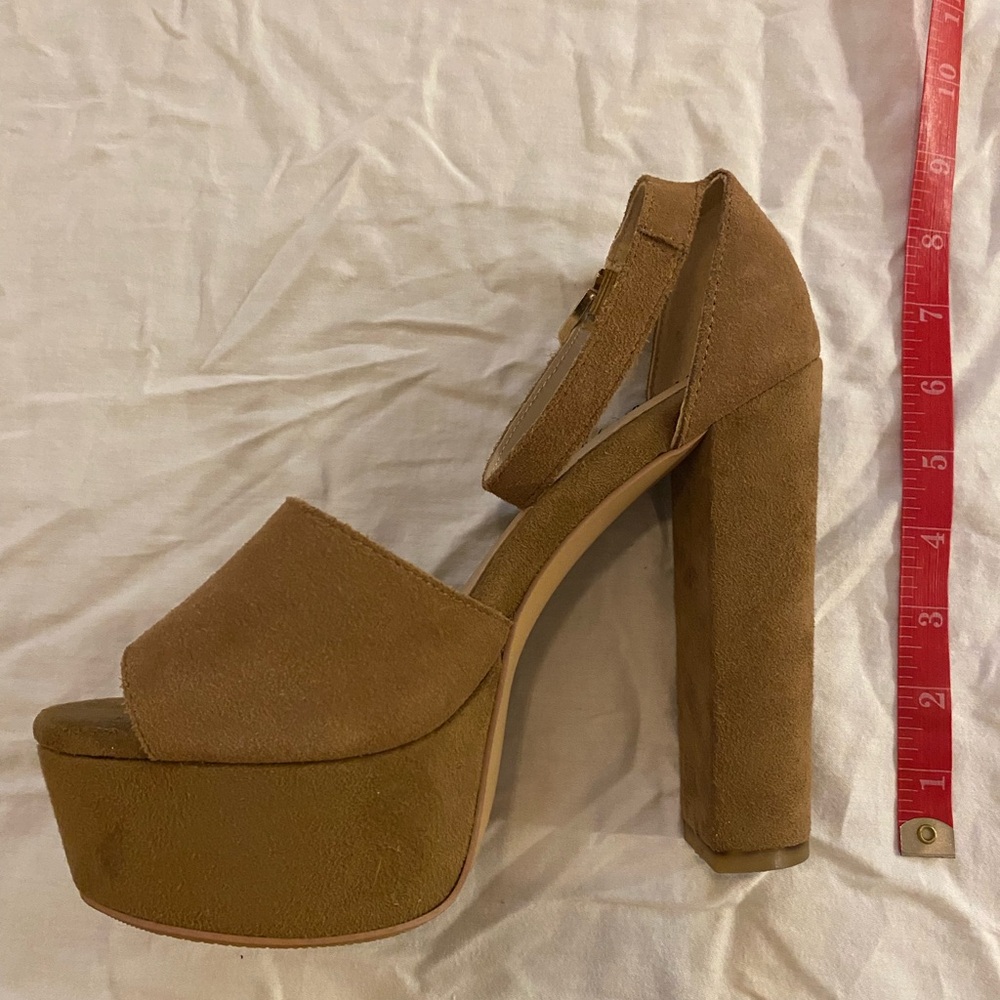 Diverse Style by Sydni Dion shoes
